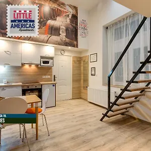 Little Americas Museum Apartamento Budapest